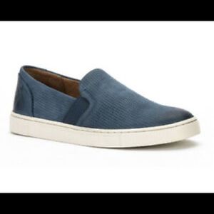 Frye Ivy Diamond Emboss Slip On Sneaker in Sea Blue Size 7.5